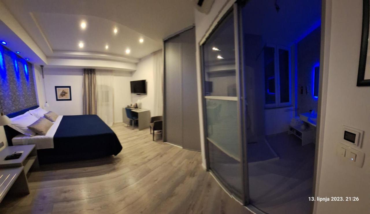 Argenta Luxury Room Split Exterior photo